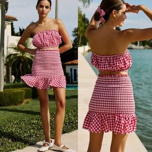 Anthropologie NWT Mable Gingham Smocked Skirt Set
Size Medium
Red Gingham